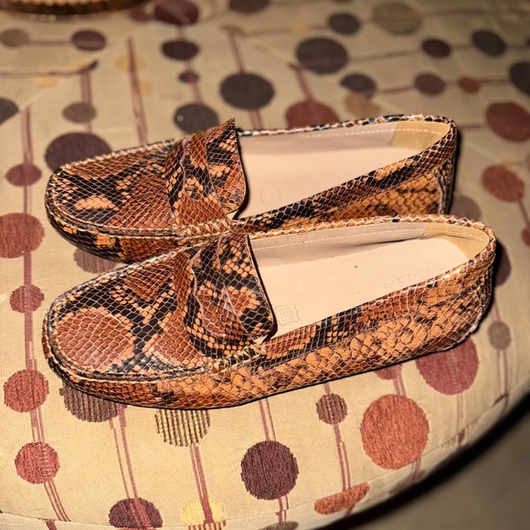 Naturalizer Snake Skin Flats - Picture 4 of 5